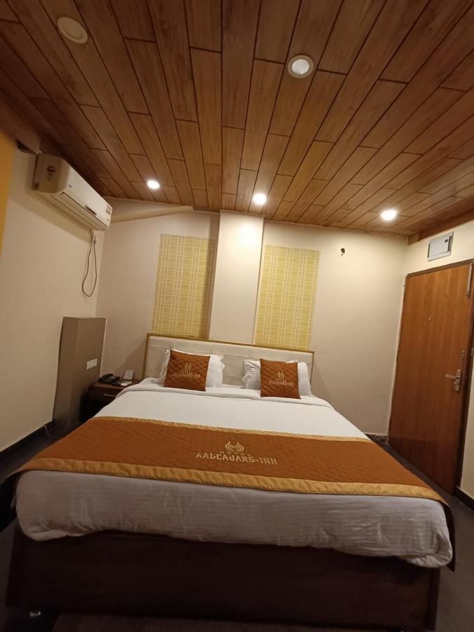 Aalcajars Inn Патна Экстерьер фото